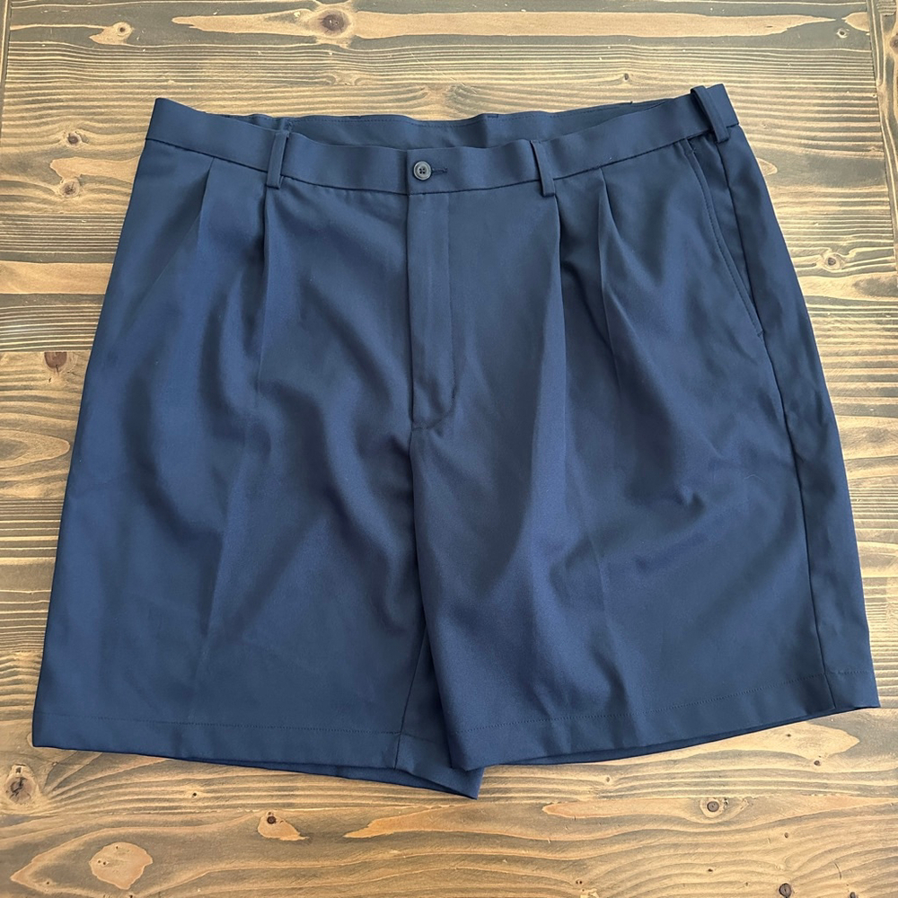 Men’s PGA TOUR Navy Blue Flat Front Golf Shorts 40 Polyester Classic Fit